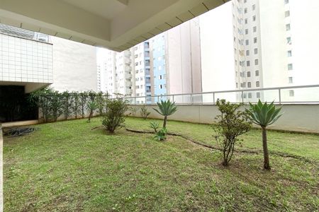 Studio para alugar com 48m², 1 quarto e 1 vaga Studio para alugar com 48m², 1 quarto e 1 vagaÁrea comum - Área verde