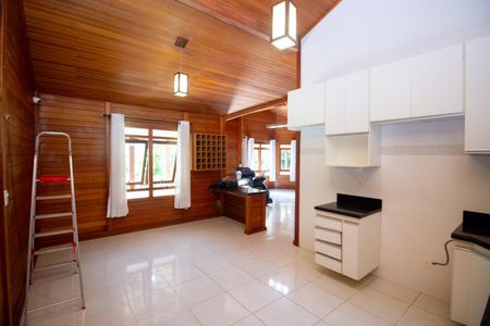 Casa de condomínio à venda com 3999m², 3 quartos e 20 vagasCozinha e Área de Serviço