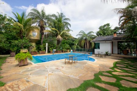 Casa de condomínio à venda com 3999m², 3 quartos e 20 vagasPiscina