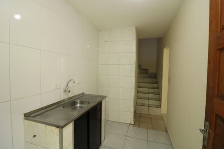 Casa para alugar com 60m², 2 quartos e 1 vagaCozinha