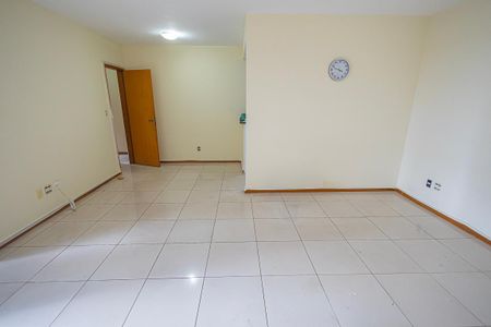 Apartamento para alugar com 92m², 3 quartos e 2 vagas Apartamento para alugar com 92m², 3 quartos e 2 vagassala
