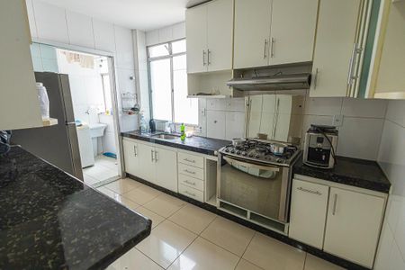 Apartamento para alugar com 92m², 3 quartos e 2 vagas Apartamento para alugar com 92m², 3 quartos e 2 vagascozinha