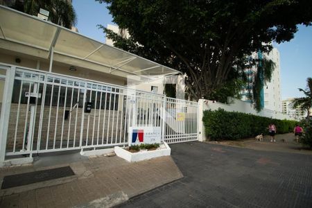 Apartamento para alugar com 68m², 3 quartos e 1 vagaFachada