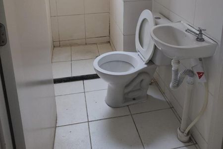 Apartamento para alugar com 43m², 2 quartos e sem vagaBanheiro