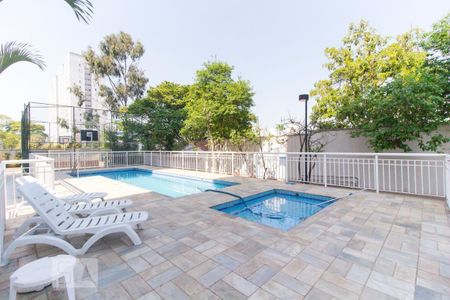 Apartamento para alugar com 49m², 2 quartos e 1 vaga Apartamento para alugar com 49m², 2 quartos e 1 vagaÁrea comum - Piscina