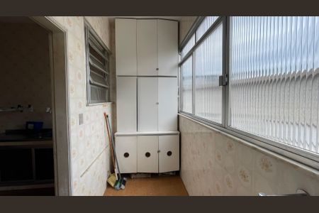 Apartamento para alugar com 83m², 2 quartos e 1 vagaÁrea de Serviço