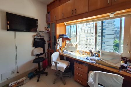 Apartamento à venda com 135m², 3 quartos e 1 vaga Apartamento à venda com 135m², 3 quartos e 1 vagaQuarto 1