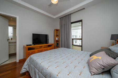 Apartamento à venda com 156m², 4 quartos e 3 vagasSuíte 1