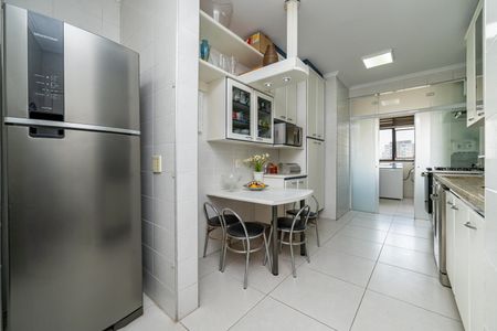 Apartamento à venda com 156m², 4 quartos e 3 vagasCozinha