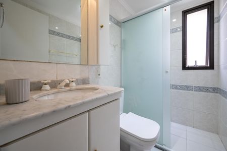 Apartamento à venda com 156m², 4 quartos e 3 vagasBanheiro