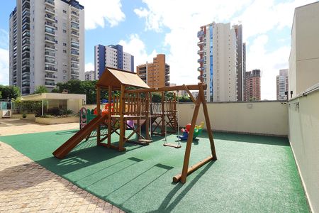 Apartamento à venda com 100m², 3 quartos e 3 vagasÁrea Comum - Playground