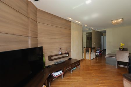 Apartamento à venda com 100m², 3 quartos e 3 vagasSala