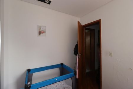 Apartamento à venda com 100m², 3 quartos e 3 vagasQuarto 2