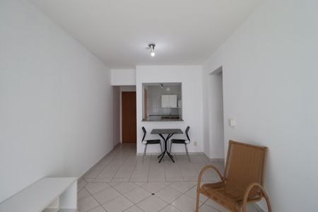 Sala de apartamento para alugar com 1 quarto, 55m² em Centro, Ribeirão Preto