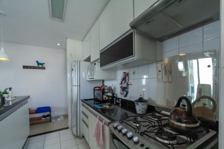 Apartamento à venda com 74m², 2 quartos e 2 vagasCozinha