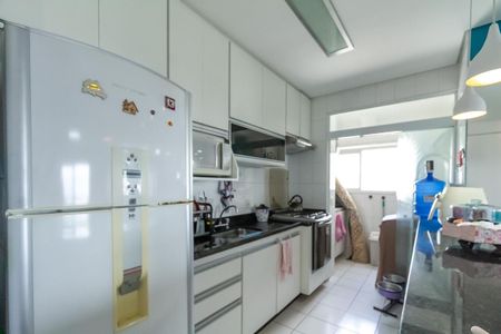Apartamento à venda com 74m², 2 quartos e 2 vagasCozinha
