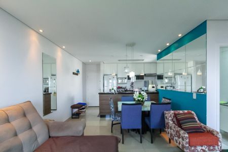 Apartamento à venda com 74m², 2 quartos e 2 vagasSala