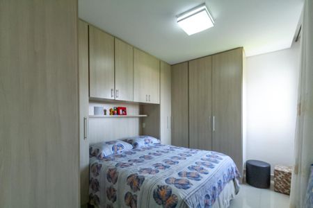Apartamento à venda com 74m², 2 quartos e 2 vagasSuíte