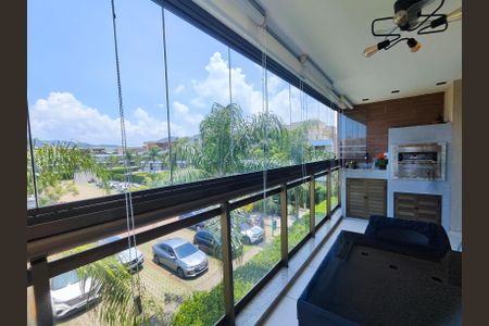Apartamento à venda com 164m², 4 quartos e 2 vagasVaranda