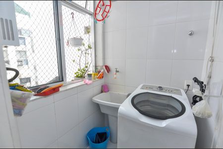 Apartamento à venda com 72m², 2 quartos e 1 vagaÁrea de Serviço