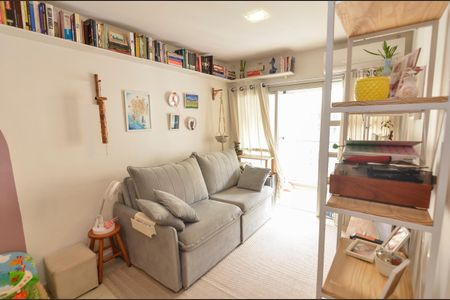 Apartamento à venda com 72m², 2 quartos e 1 vagaSala