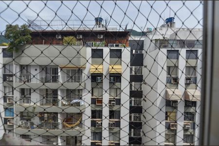 Apartamento à venda com 72m², 2 quartos e 1 vagaSuíte