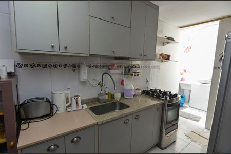 Apartamento à venda com 72m², 2 quartos e 1 vagaCozinha