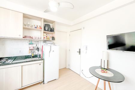 Apartamento para alugar com 24m², 1 quarto e sem vaga Apartamento para alugar com 24m², 1 quarto e sem vagaSala/Cozinha