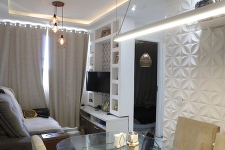 Sala de apartamento para alugar com 2 quartos, 39m² em Gardênia Azul, Rio de Janeiro