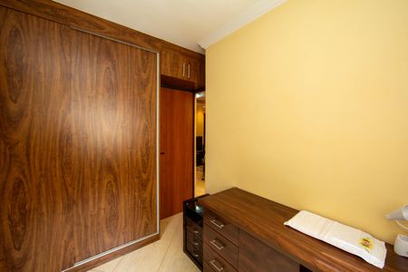 Apartamento à venda com 49m², 2 quartos e 1 vaga Apartamento à venda com 49m², 2 quartos e 1 vagaQUARTO2