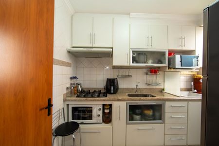 Apartamento à venda com 49m², 2 quartos e 1 vaga Apartamento à venda com 49m², 2 quartos e 1 vagaCOZINHA
