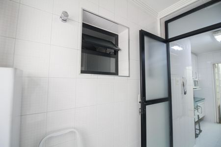 Apartamento à venda com 83m², 3 quartos e 2 vagas Apartamento à venda com 83m², 3 quartos e 2 vagasÁrea de Serviço