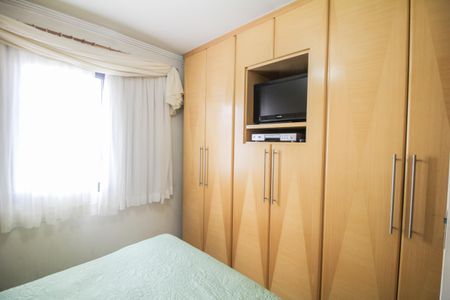 Apartamento à venda com 83m², 3 quartos e 2 vagas Apartamento à venda com 83m², 3 quartos e 2 vagasQuarto 2 - Suíte