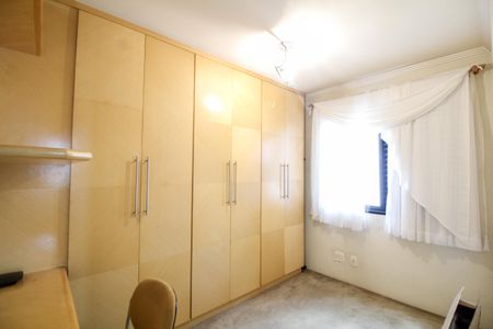 Apartamento à venda com 83m², 3 quartos e 2 vagas Apartamento à venda com 83m², 3 quartos e 2 vagasQuarto 1