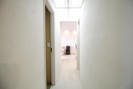 Apartamento à venda com 83m², 3 quartos e 2 vagas Apartamento à venda com 83m², 3 quartos e 2 vagasCorredor