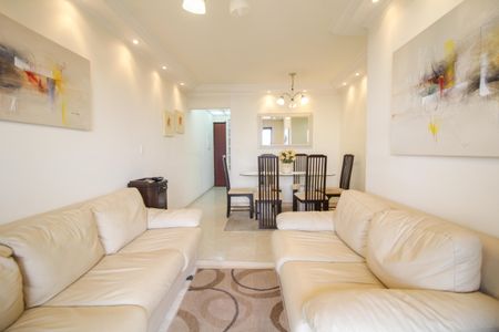 Apartamento à venda com 83m², 3 quartos e 2 vagas Apartamento à venda com 83m², 3 quartos e 2 vagasSala