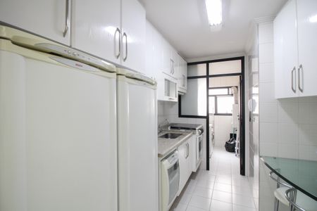 Apartamento à venda com 83m², 3 quartos e 2 vagas Apartamento à venda com 83m², 3 quartos e 2 vagasCozinha