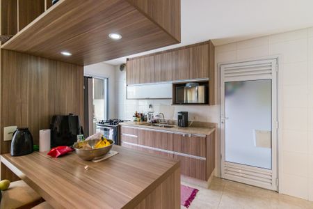 Apartamento à venda com 137m², 3 quartos e 3 vagas