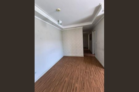 Sala de apartamento para alugar com 3 quartos, 65m² em Lajeado, Cotia