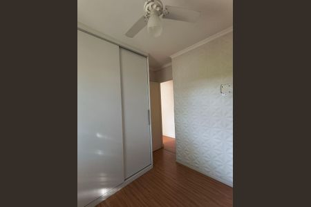 Quarto de apartamento para alugar com 3 quartos, 65m² em Lajeado, Cotia