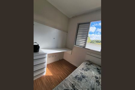 Quarto de apartamento para alugar com 3 quartos, 65m² em Lajeado, Cotia