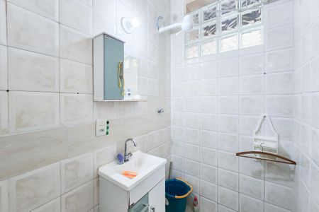 Banheiro de kitnet/studio à venda com 1 quarto, 32m² em Glória, Rio de Janeiro