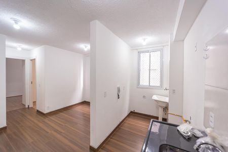 Cozinha de apartamento para alugar com 2 quartos, 37m² em Jardim America da Penha, São Paulo