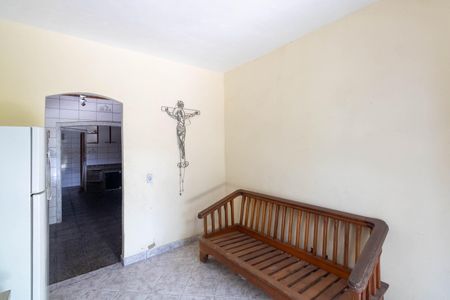 Casa para alugar com 200m², 3 quartos e 2 vagas Casa para alugar com 200m², 3 quartos e 2 vagasSala