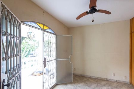 Casa para alugar com 200m², 3 quartos e 2 vagas Casa para alugar com 200m², 3 quartos e 2 vagasQuarto 1