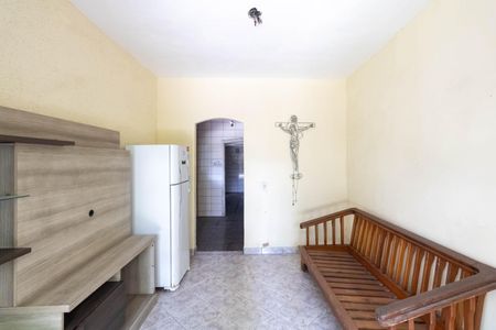 Casa para alugar com 200m², 3 quartos e 2 vagas Casa para alugar com 200m², 3 quartos e 2 vagasSala