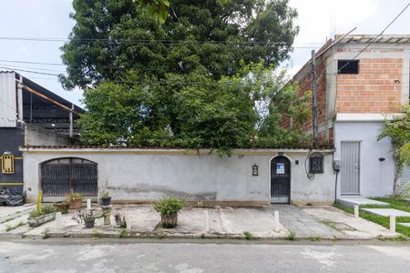 Casa para alugar com 200m², 3 quartos e 2 vagas Casa para alugar com 200m², 3 quartos e 2 vagasFachada