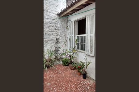 Casa à venda com 100m², 2 quartos e sem vagaÁrea externa