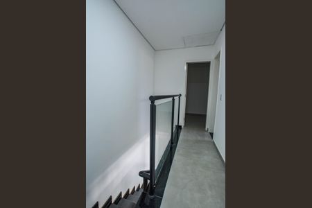 Escada de casa à venda com 3 quartos, 106m² em Vila Scarpelli, Santo André
