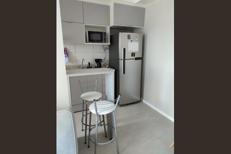 Cozinha de apartamento para alugar com 2 quartos, 43m² em Santo Cristo, Rio de Janeiro